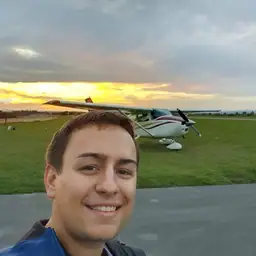 Porträt von Andreas Rapf, Leiter der Motorflugschule