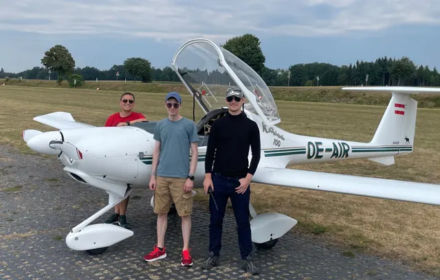Bild zum Artikel: Sabine und Tobias sind flügge ✈️